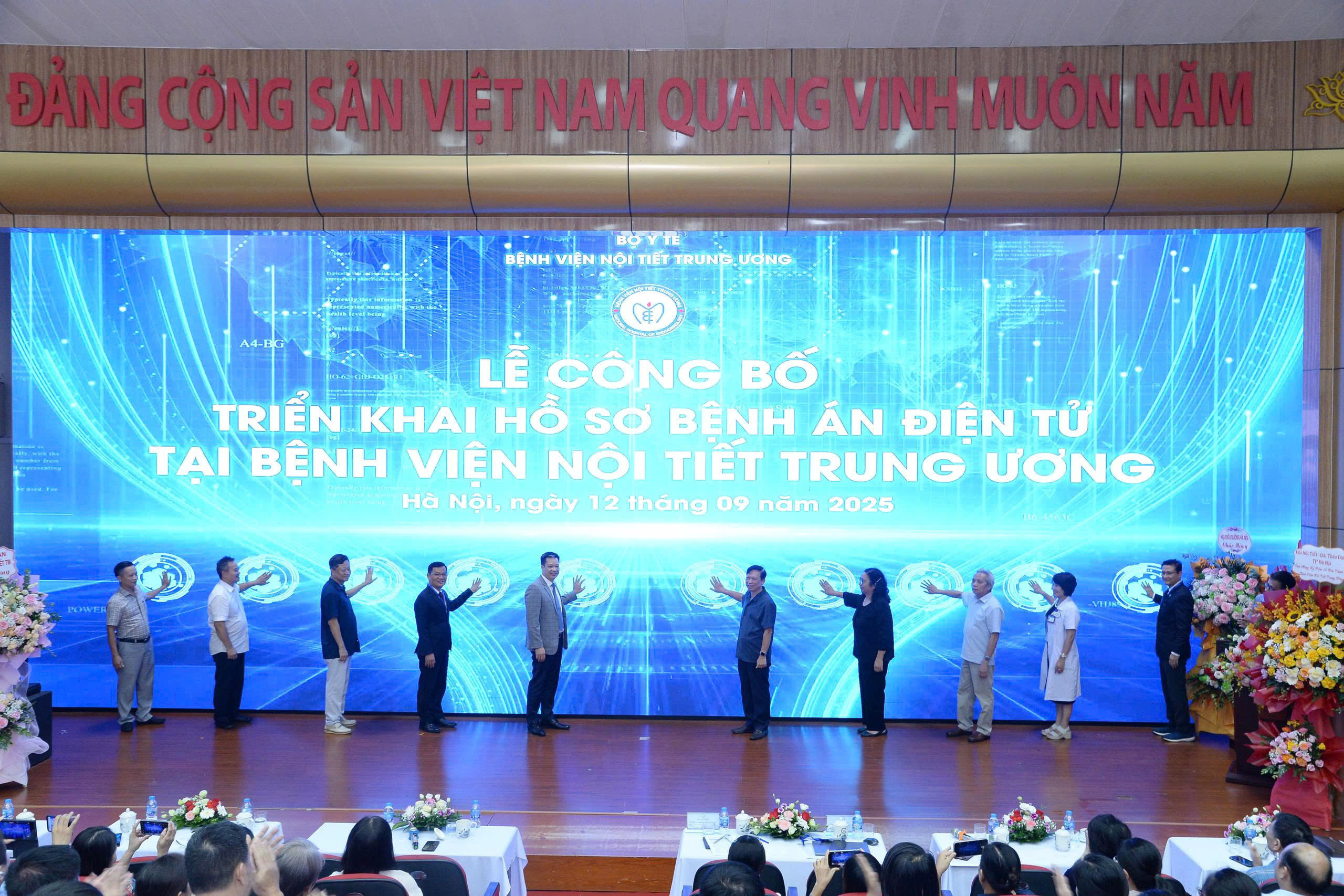 Bệnh viện Nội tiết Trung ương chính thức công bố triển khai áp dụng hồ sơ bệnh án điện tử