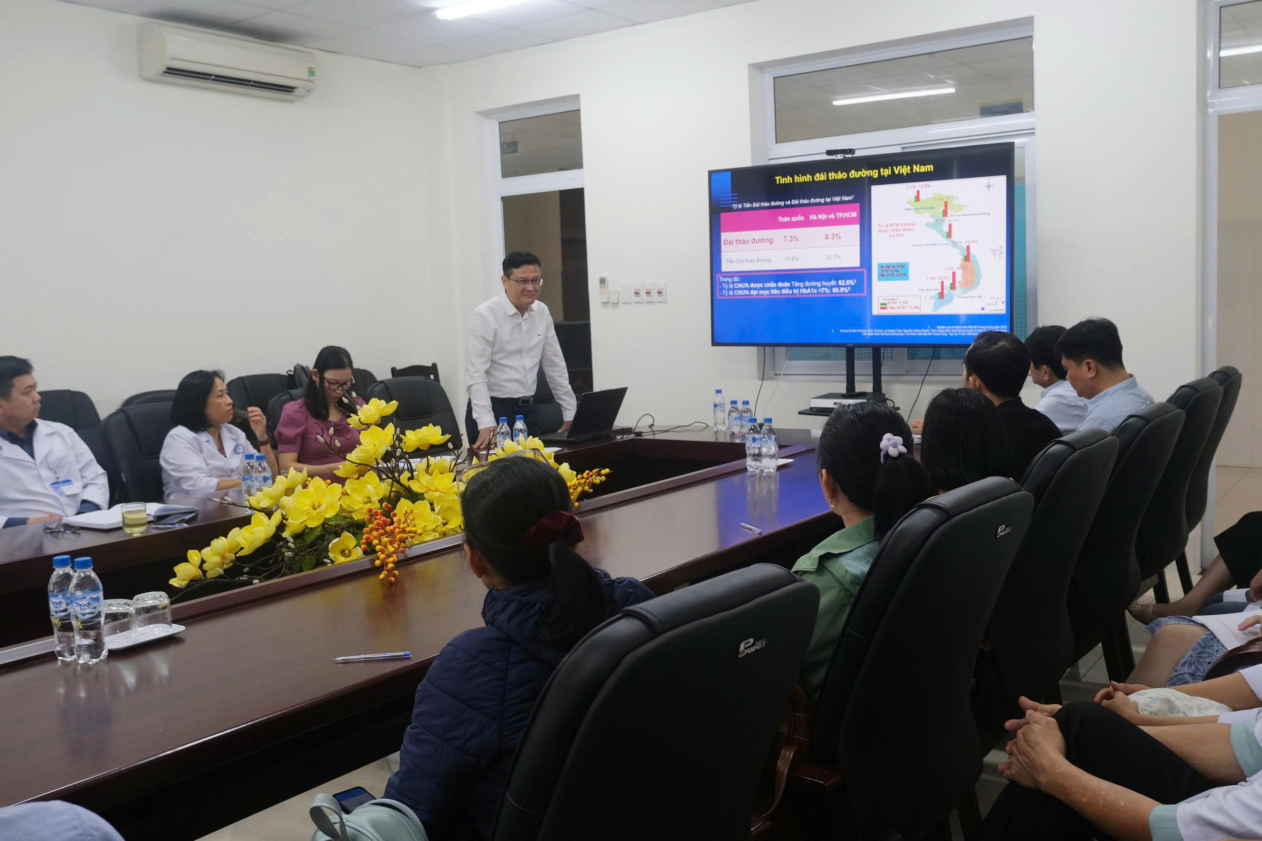 Bệnh viện Nội tiết Trung ương khảo sát, hỗ trợ chuyên môn tại Bệnh viện Nội tiết Quảng Ngãi