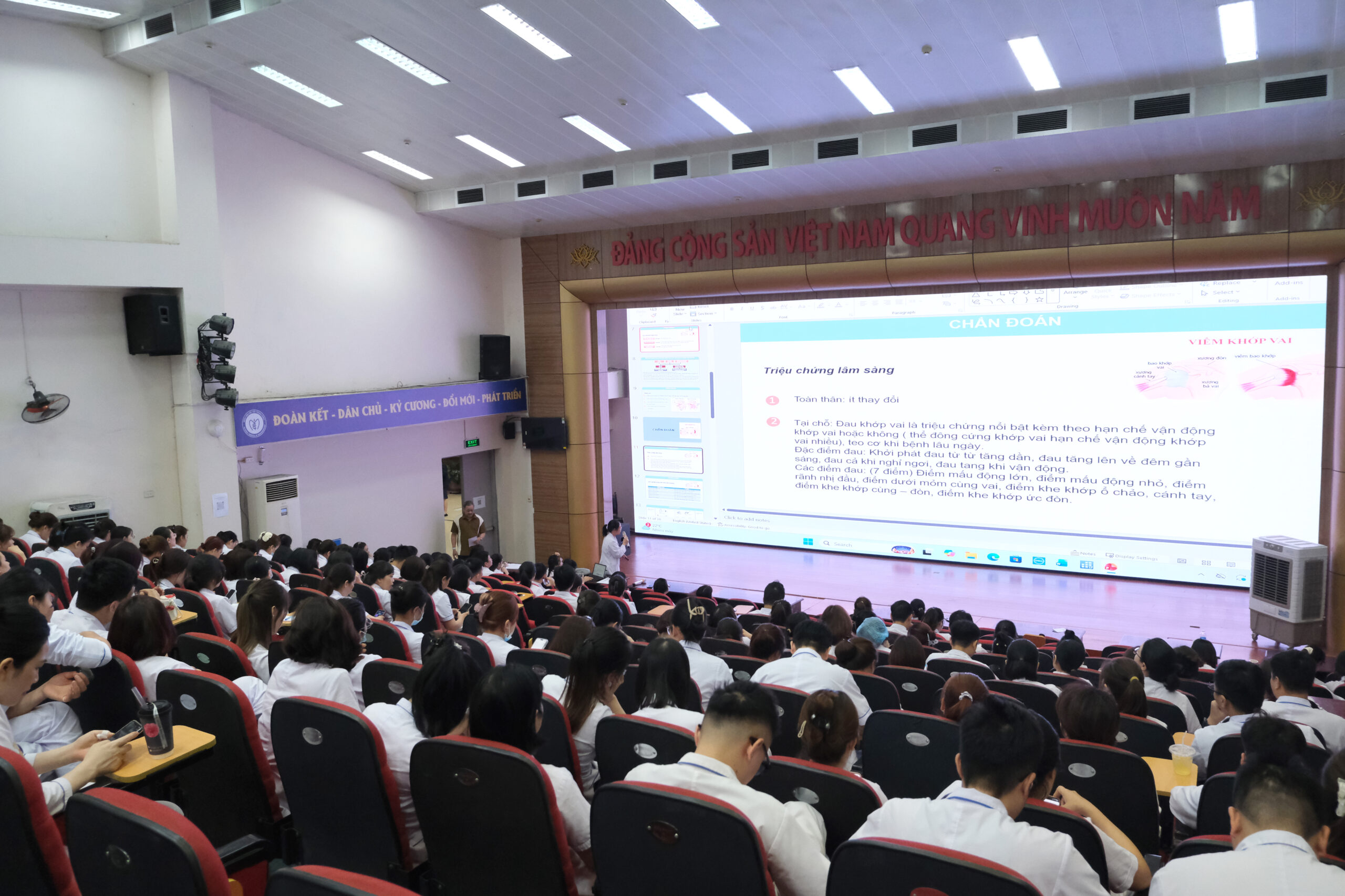 Bình kế hoạch chăm sóc người bệnh viêm quanh khớp vai tại Bệnh viện Nội tiết Trung ương