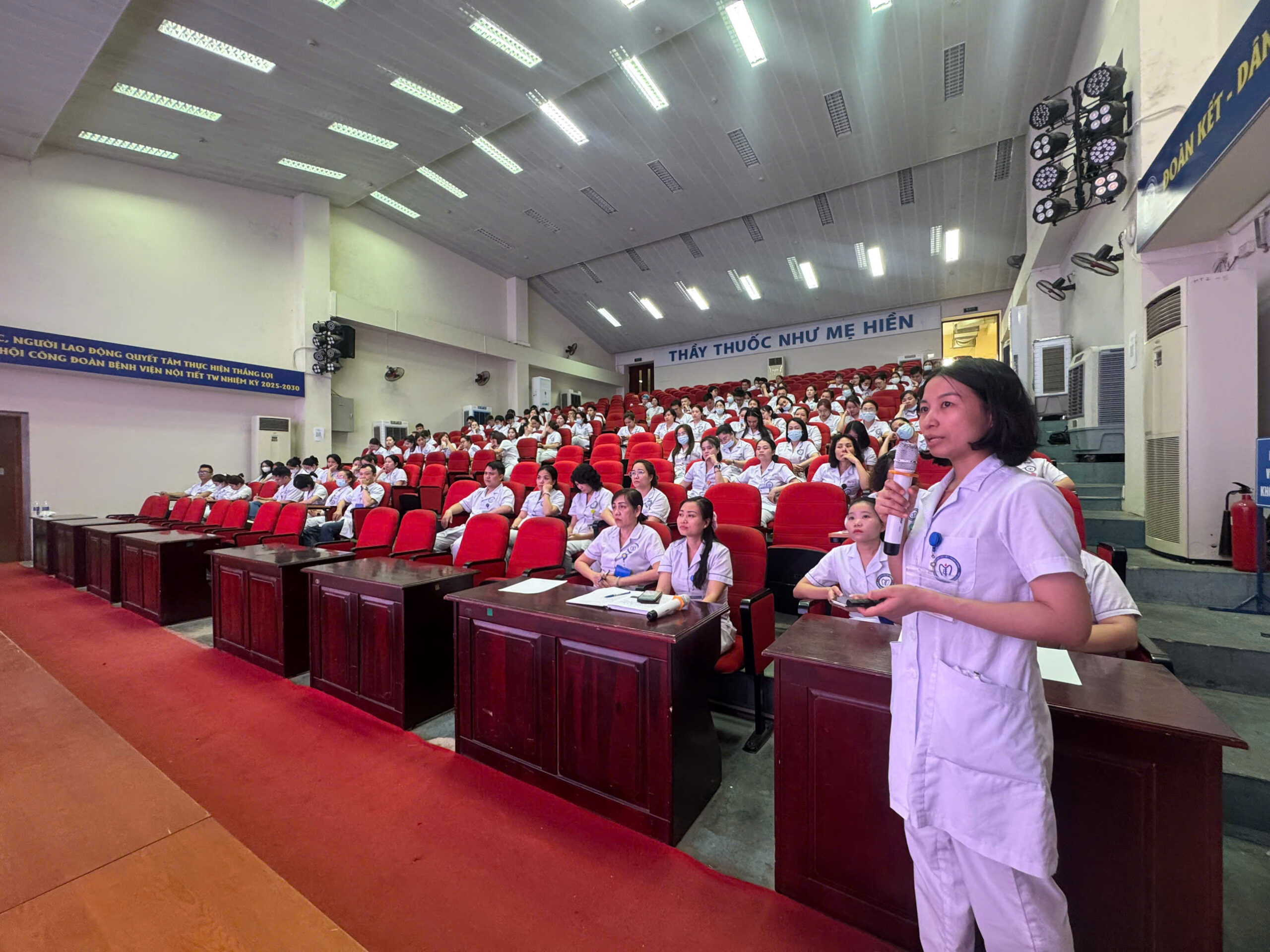 Bình kế hoạch chăm sóc khoa Nội tiết: Chuẩn hóa quy trình, nâng cao chất lượng điều trị