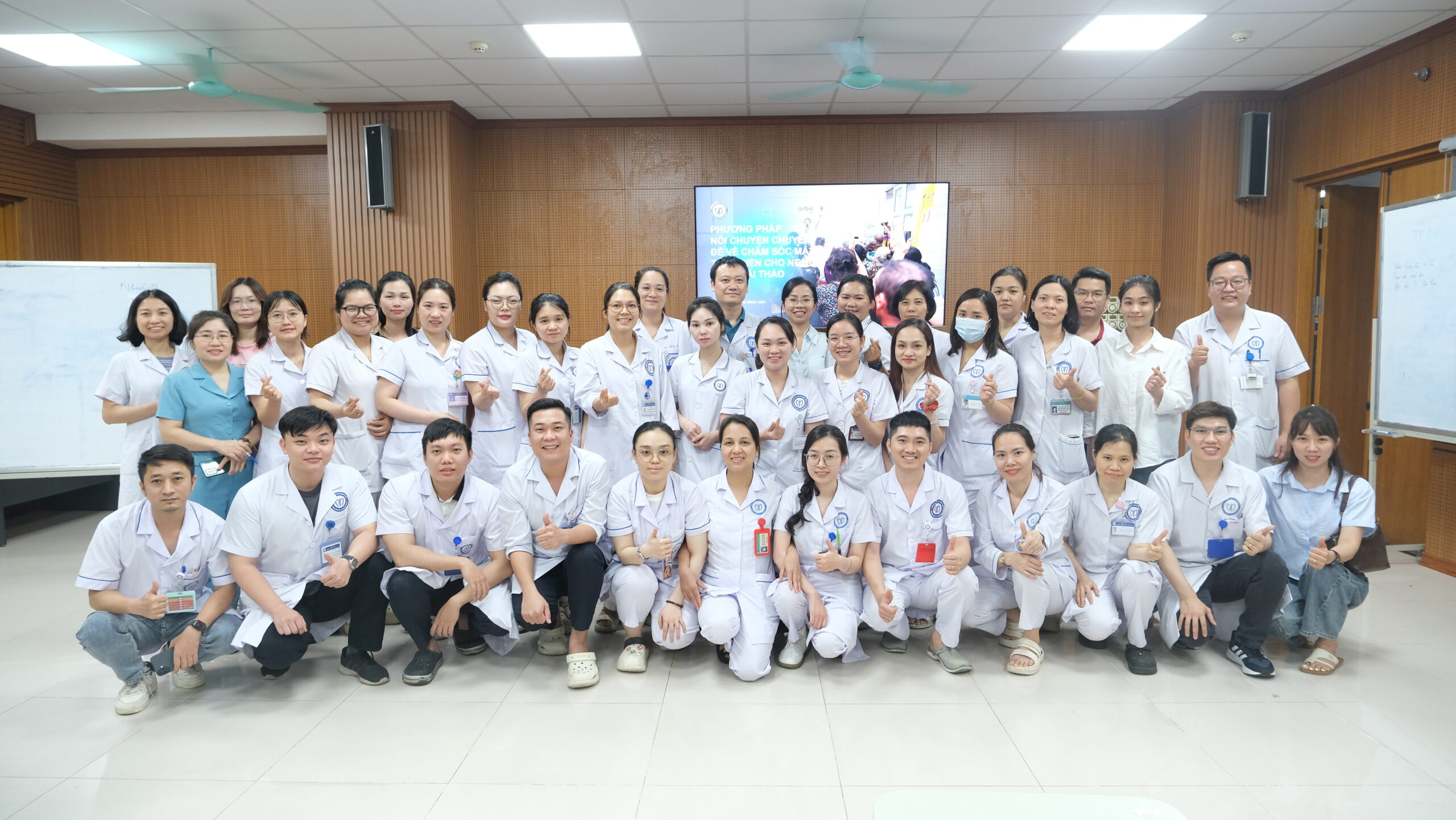 Bệnh viện Nội tiết Trung ương tổ chức khóa đào tạo chuyên sâu: “Kỹ năng truyền thông/tư vấn cho nhân viên y tế”