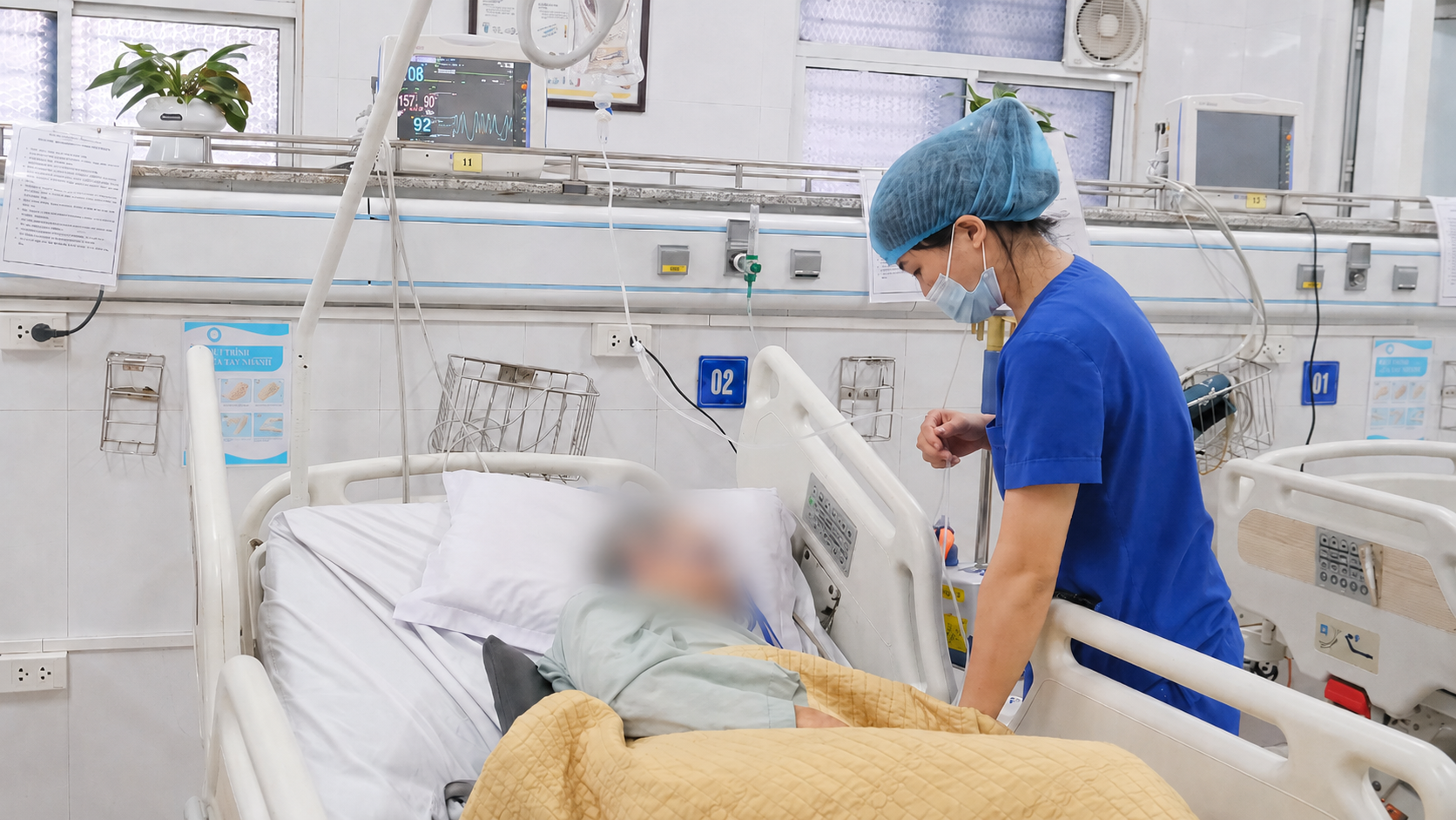 Đột qụy xuất huyết não ở người bệnh cao tuổi mắc nhiều bệnh nền: Dấu hiệu ban đầu dễ bị bỏ qua